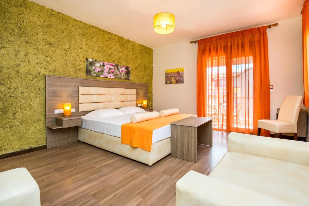 Garden Aparthotel Лименария Екстериор снимка