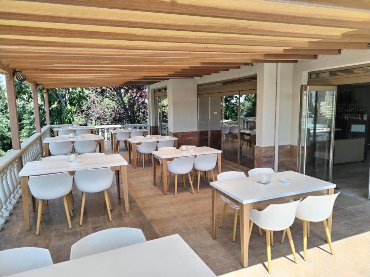 Garden Aparthotel Лименария Екстериор снимка