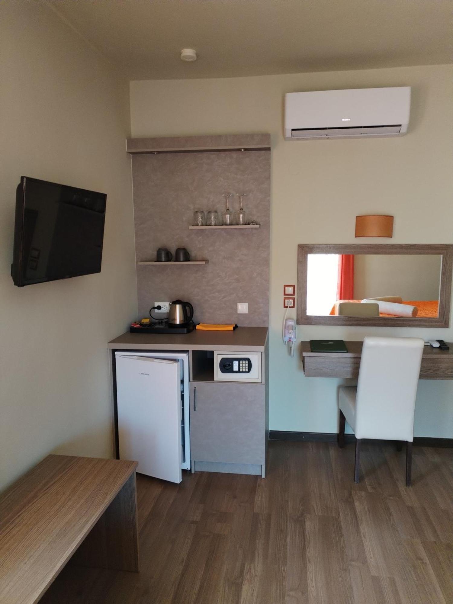Garden Aparthotel Лименария Екстериор снимка
